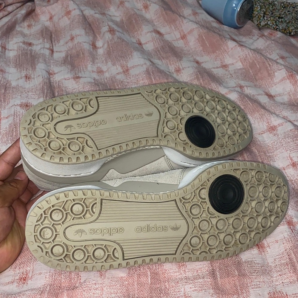 Adidas Women's Cream and White Sneakers - Picture 4 of 8